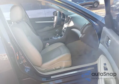 2009 Infiniti G37 Journey from USA, damaged, VIN JNKCV61E29M305905